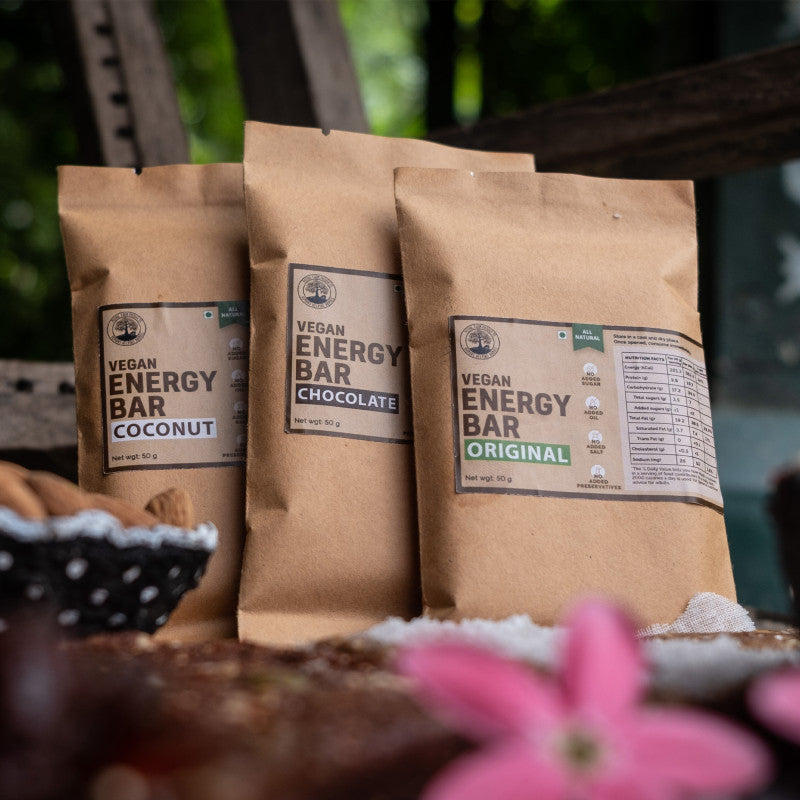Vegan Chocolate Energy / Granola Bar (50 g), Sweetened Using Dates, 100% Organic Cacao