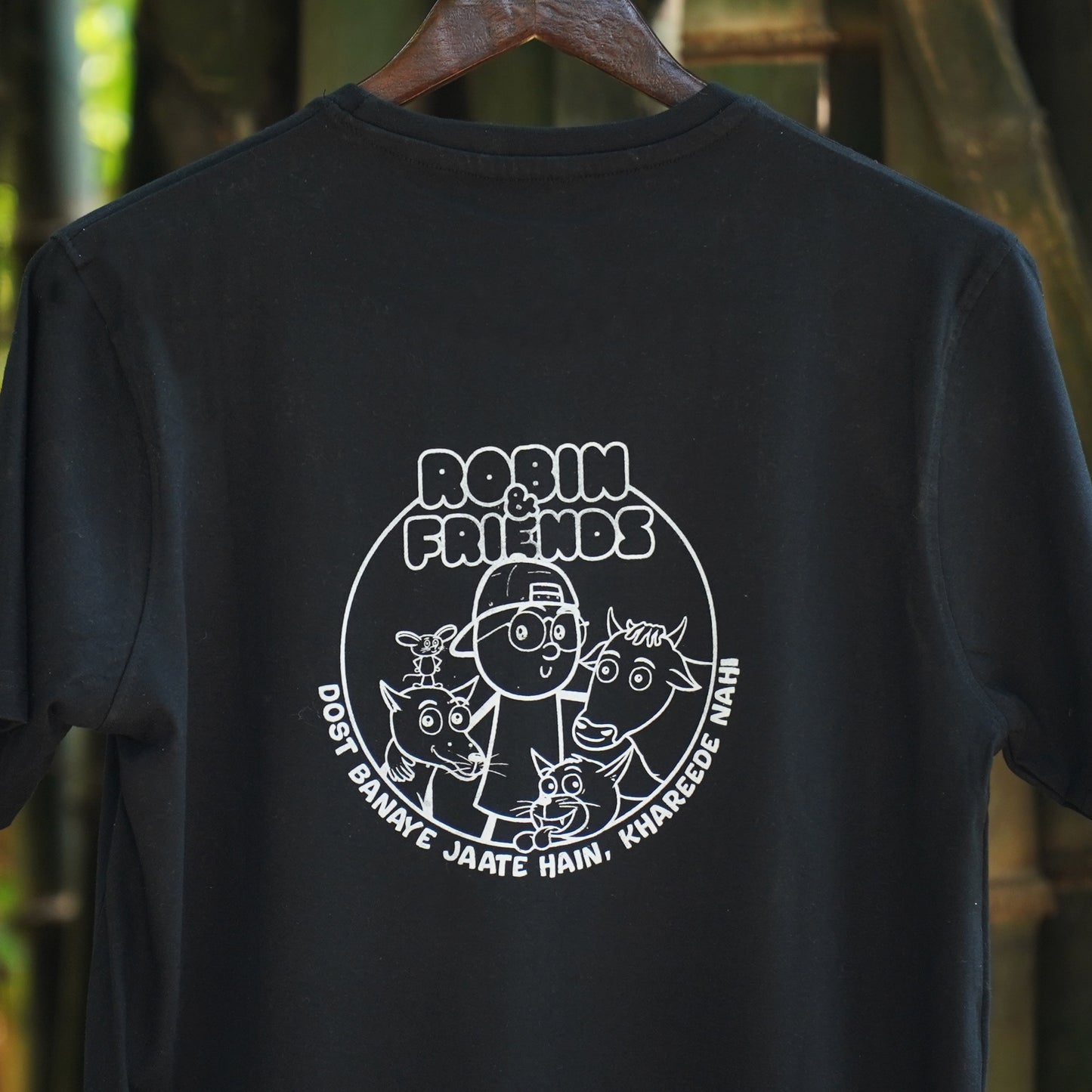 Dost Banaye Jaate Hain Khareede Nahi Toon T-shirt